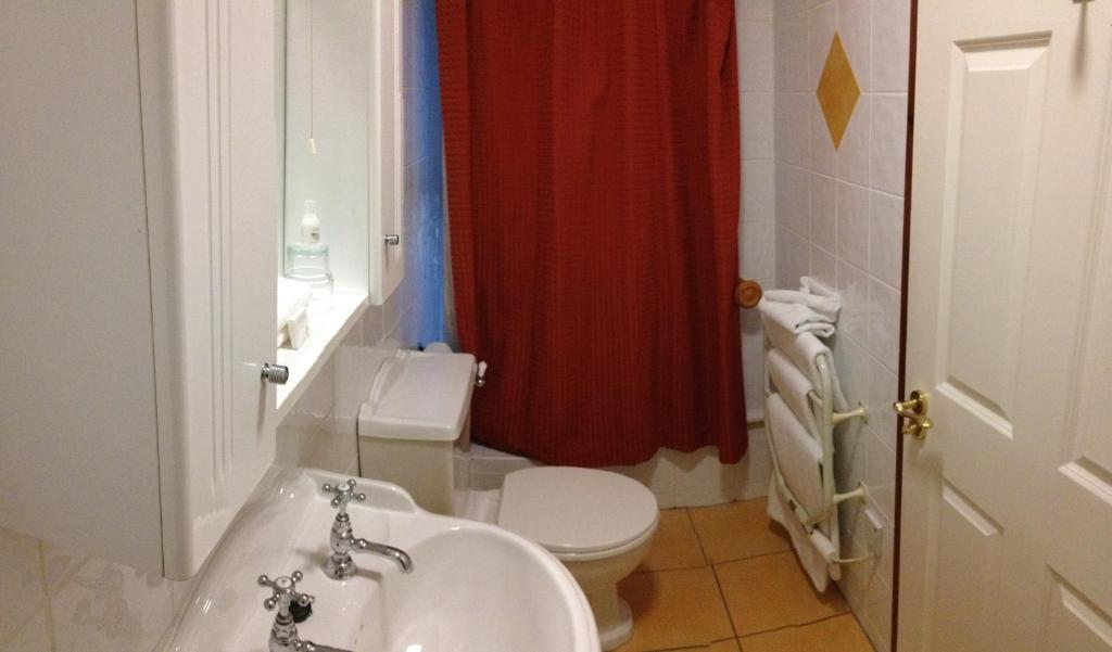קנמארה Virginia'S Guesthouse חדר תמונה