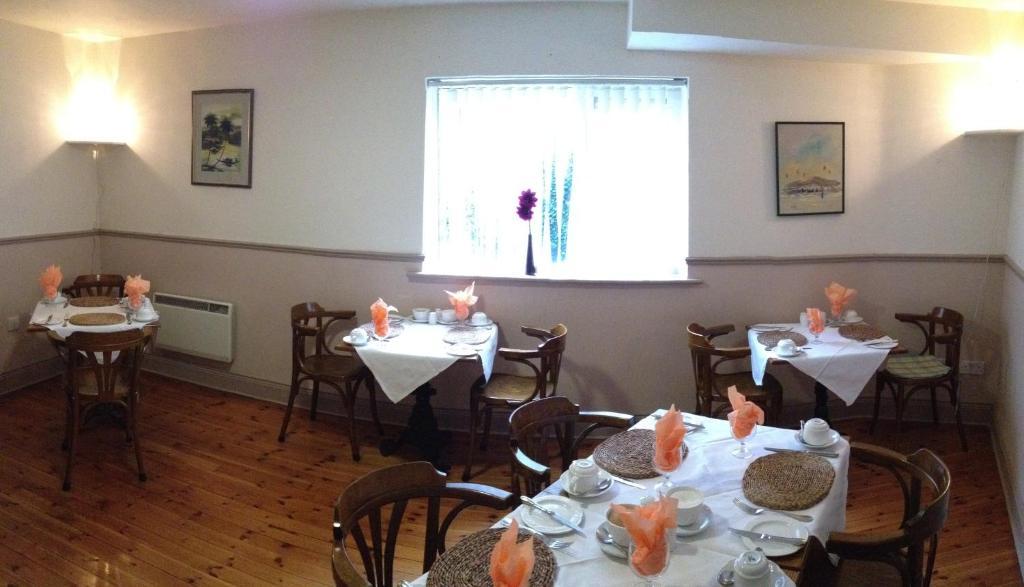 קנמארה Virginia'S Guesthouse מראה חיצוני תמונה